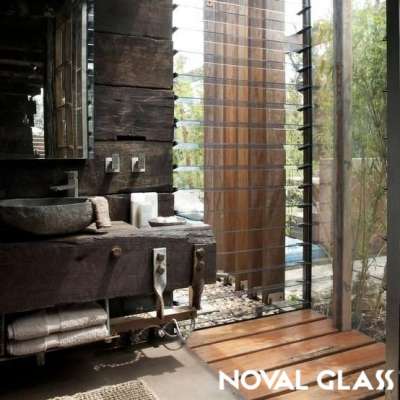 LOUVER GLASS